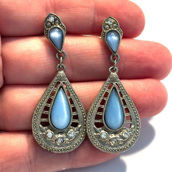Pierced earrings drop & dangle silver teardrops & blue moonstone rhinestones - Picture 2 of 6